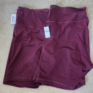 Old Navy 2X power press high rise burgundy wine bike shorts